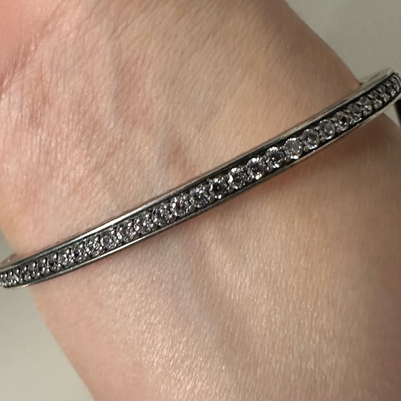 Pandora Baby Pink Bangle Bracelet - Picture 2 of 3